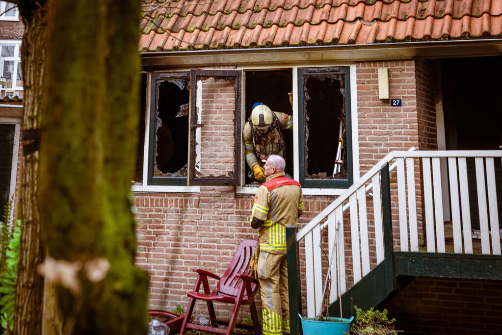 Veel schade bij woningbrand