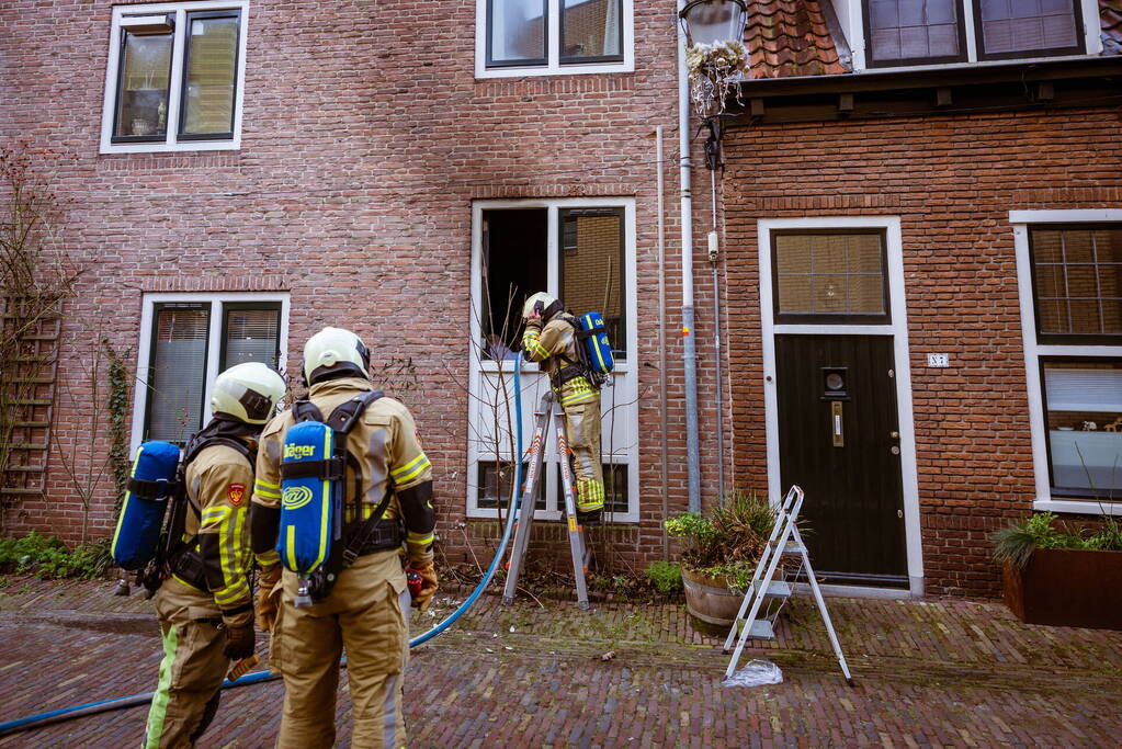 Veel schade bij woningbrand