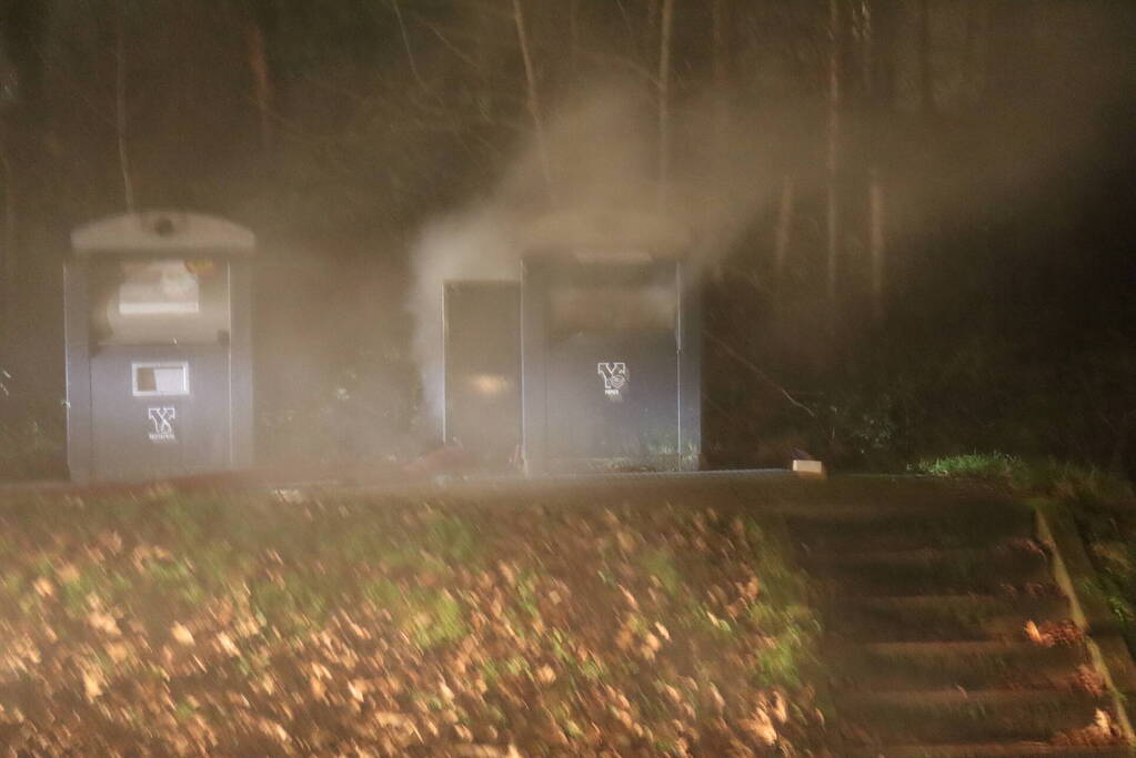 Veel rookontwikkeling bij brand in container