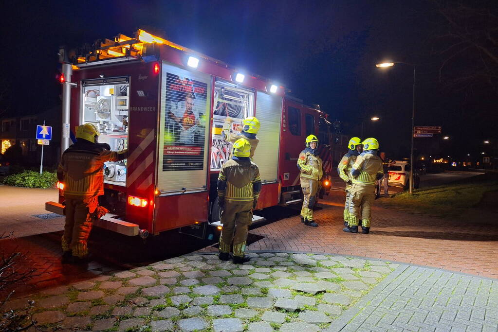 Buitenbrand op brug snel geblust