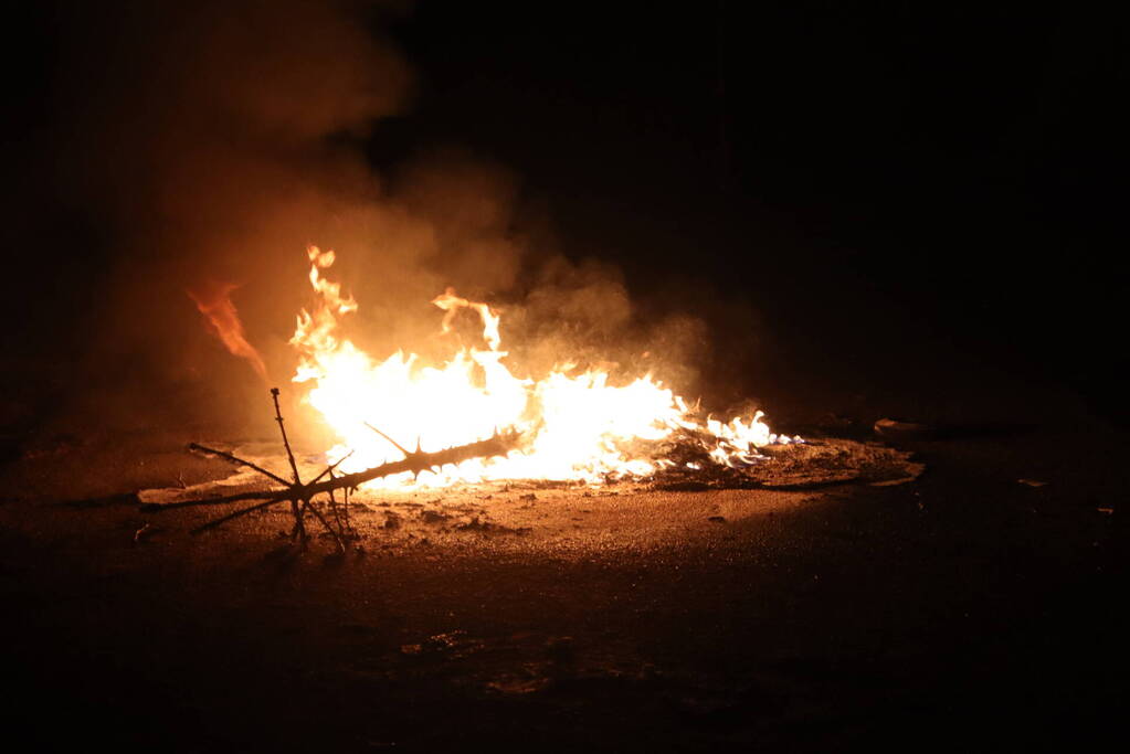 Kliko en kerstboom in brand