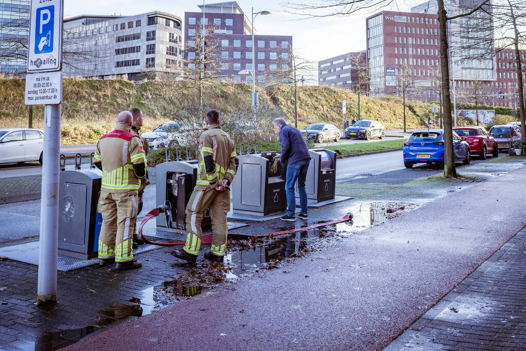 Brand in ondergrondse container