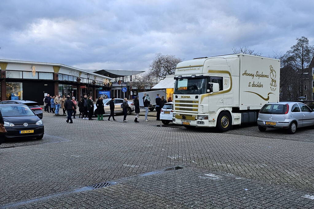 Oliebollen en appelflappen vinden gretig aftrek