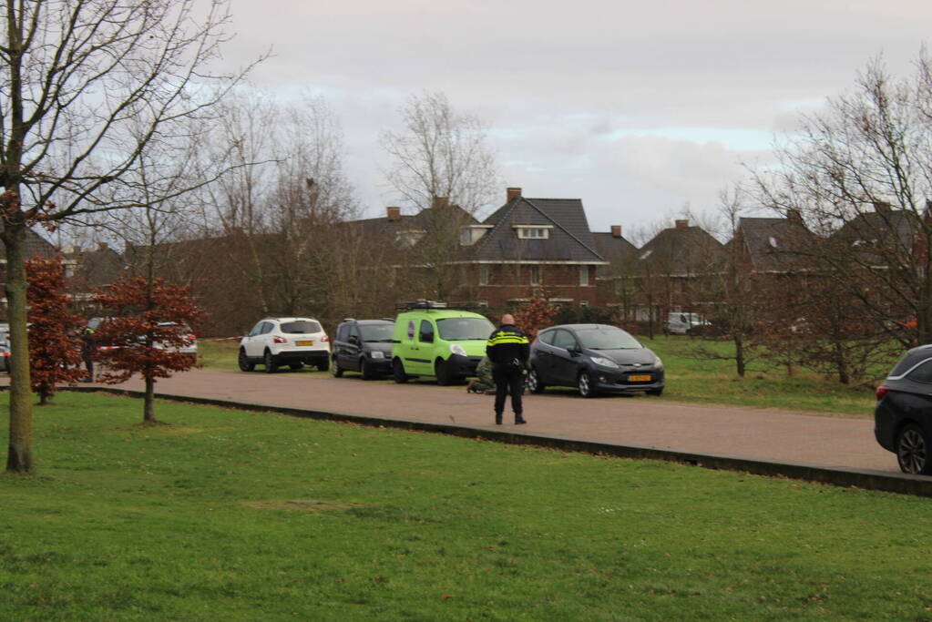 Straat afgezet na aantreffen vuurwerkbom