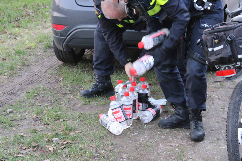 Straat afgezet na aantreffen vuurwerkbom