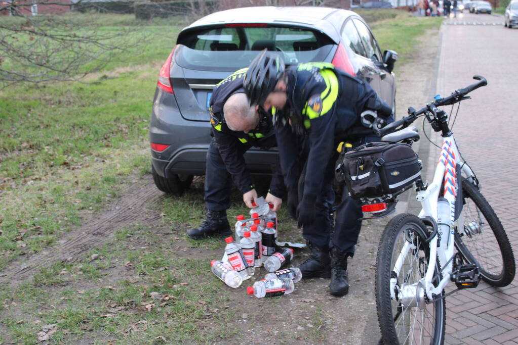 Straat afgezet na aantreffen vuurwerkbom