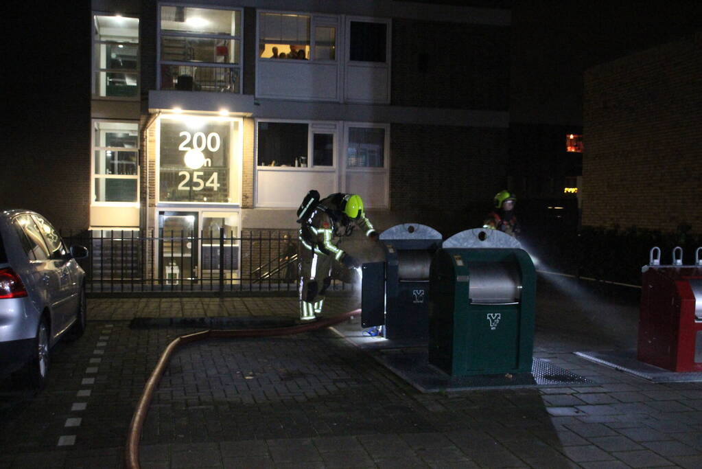 Brand in ondergrondse container