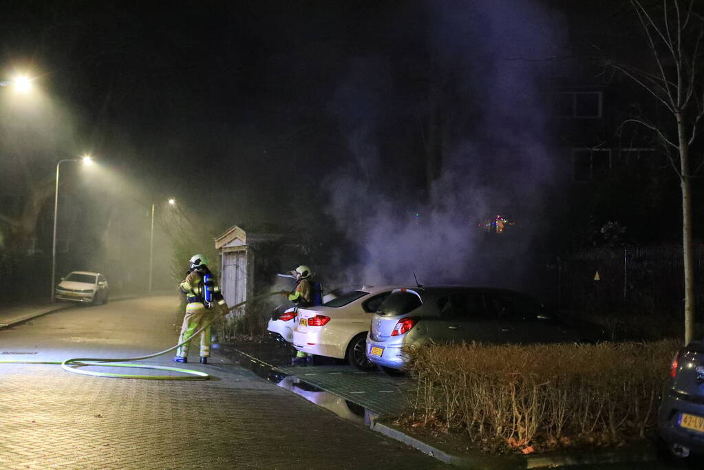 Auto verwoest door brand