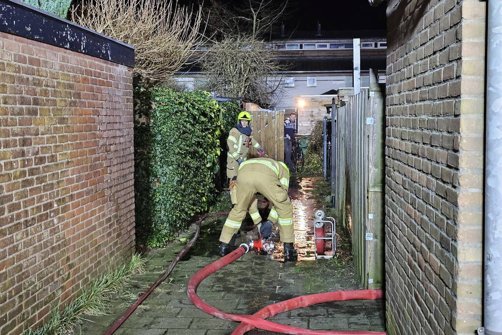 Brand in schuur van woning snel geblust