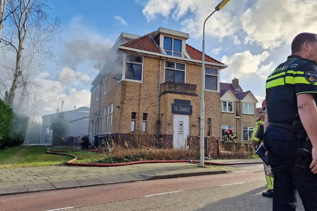 Dode bij felle brand in woning