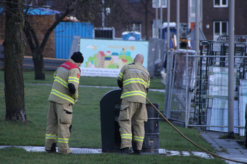 Brand in container door leeggooien vuurton