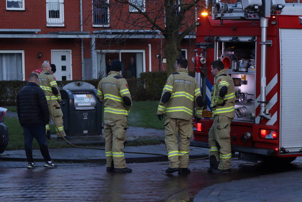 Brand in container door leeggooien vuurton