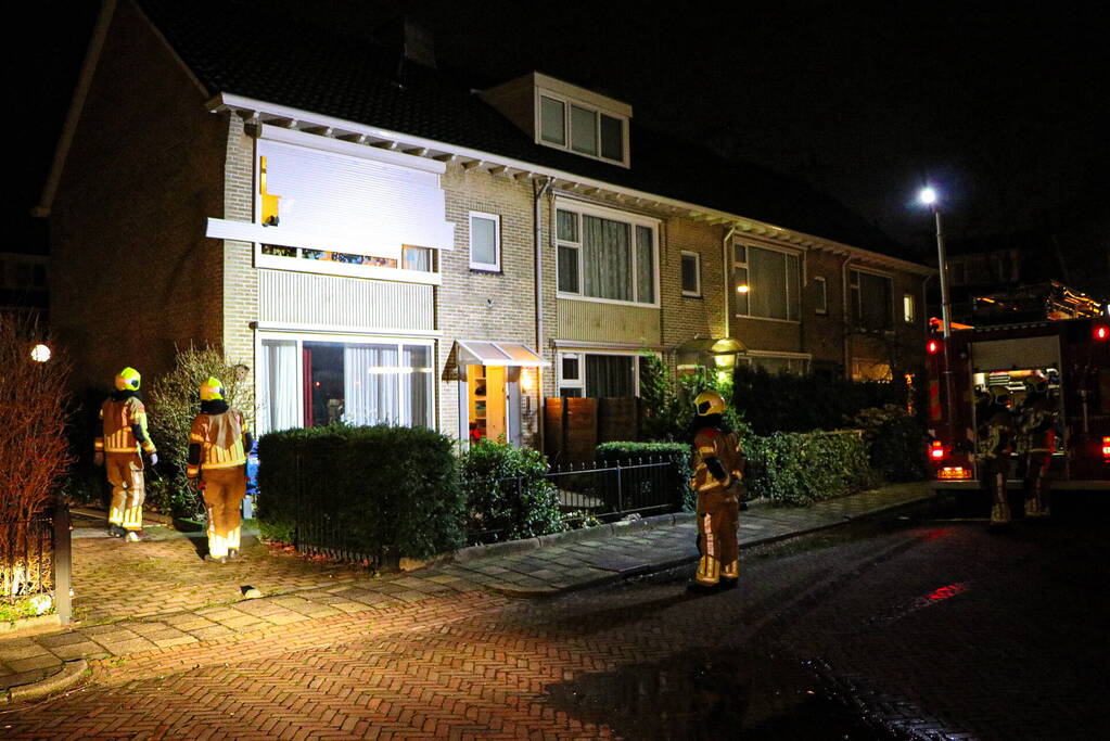 Rolluik van woning los door storm