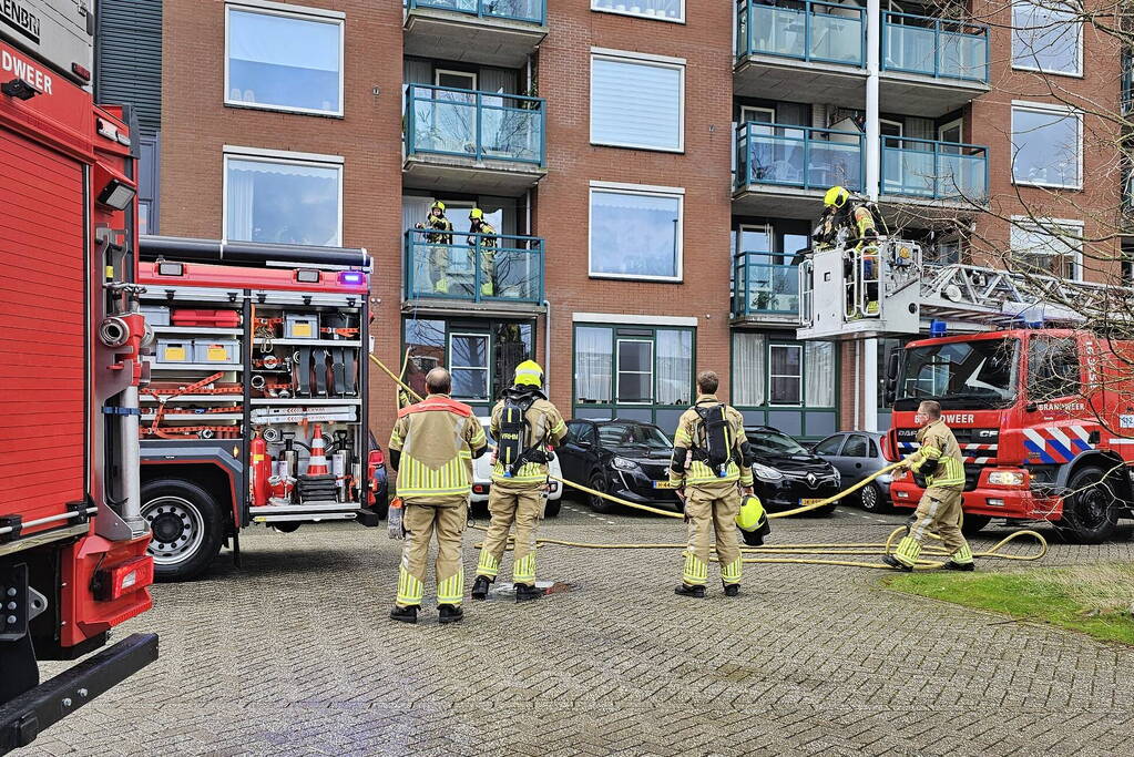 Felle brand in flatwoning