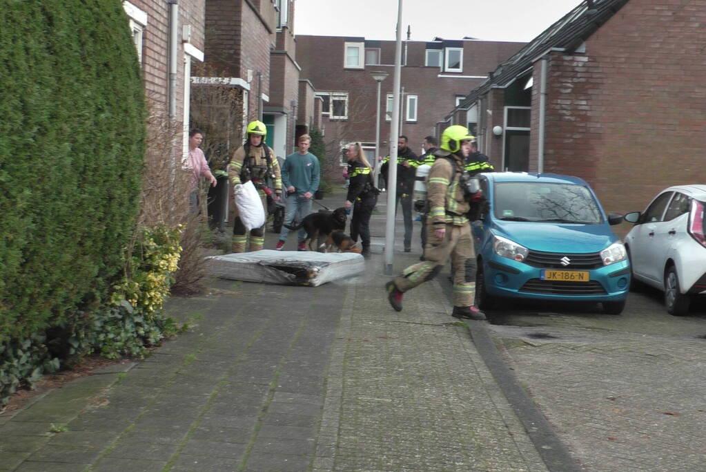 Matras vat vlam in woning