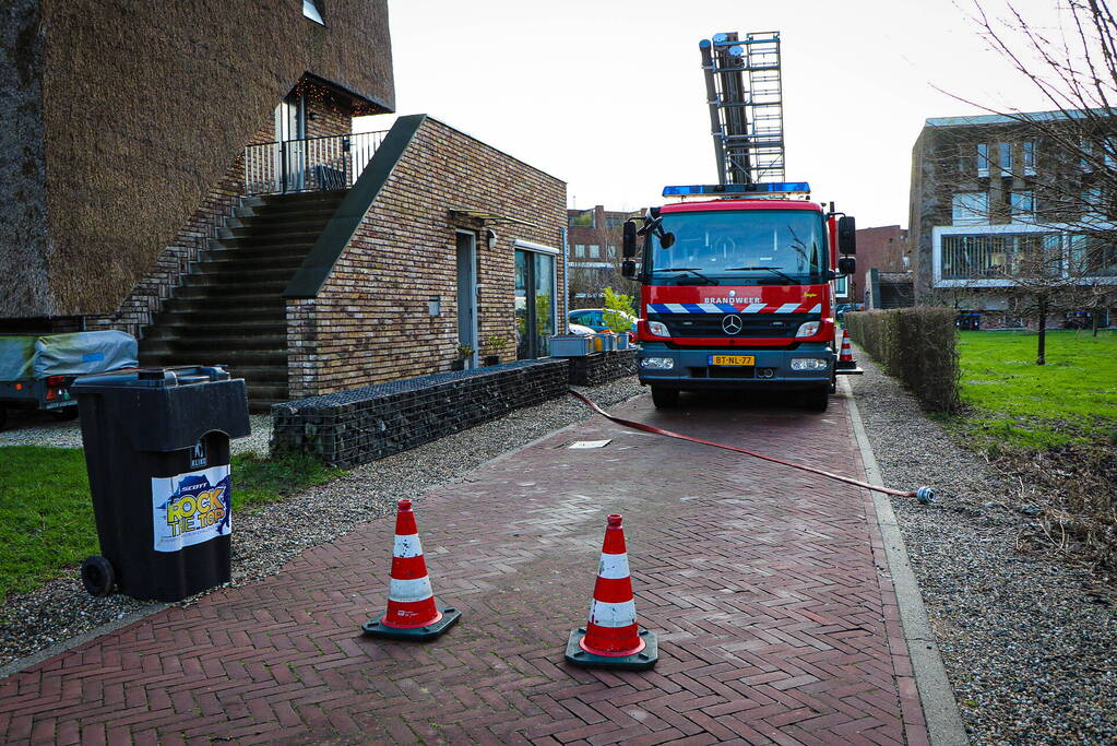 Kelder volgelopen met water door gesprongen waterleiding