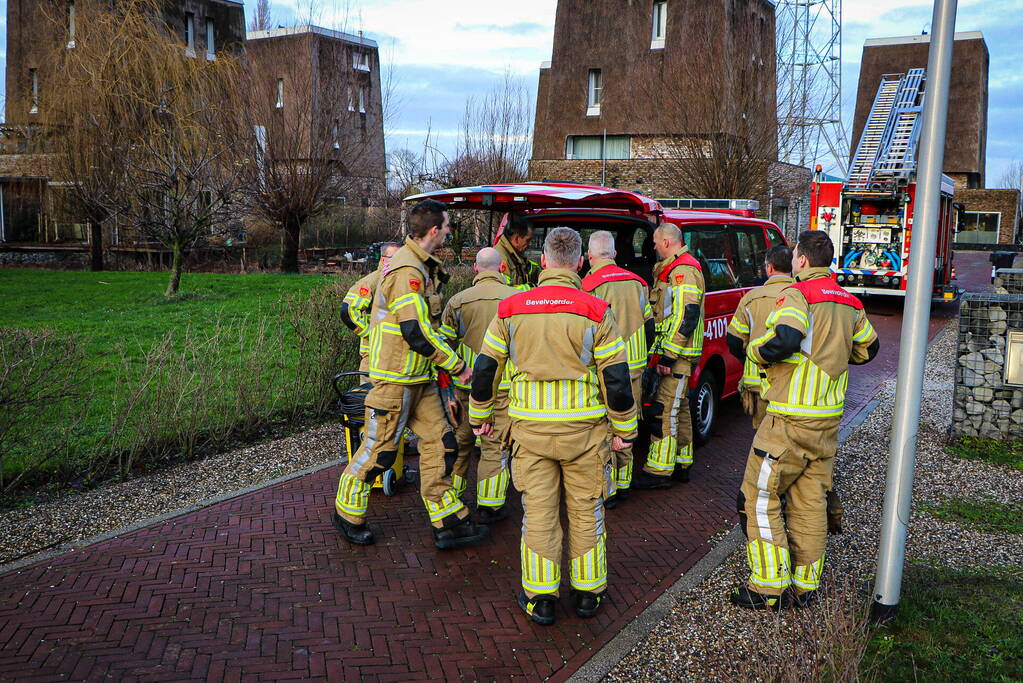 Kelder volgelopen met water door gesprongen waterleiding