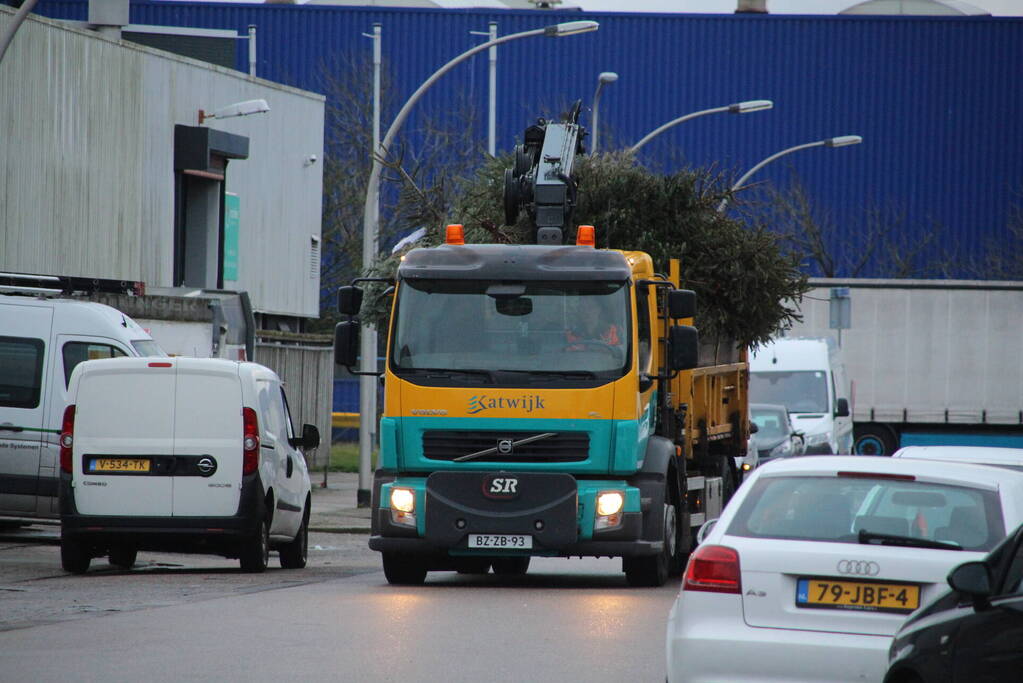 Kerstbomen ingezameld op 16 inzamellocaties