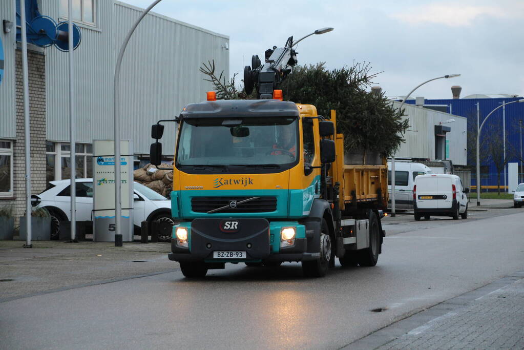 Kerstbomen ingezameld op 16 inzamellocaties