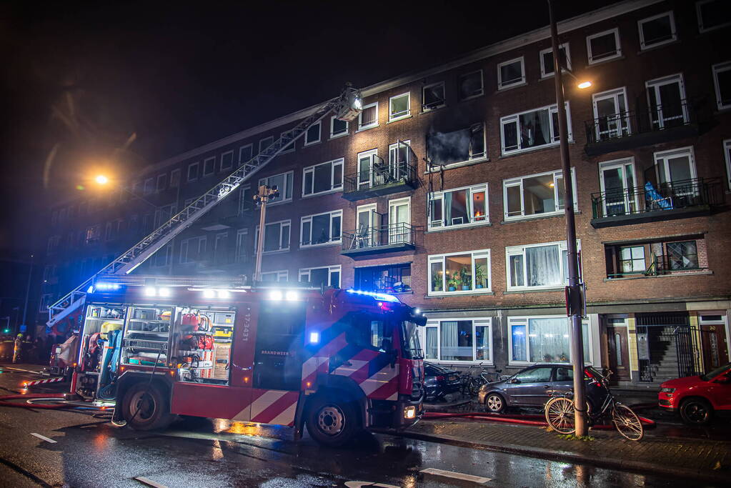 Persoon overleden bij uitslaande woningbrand