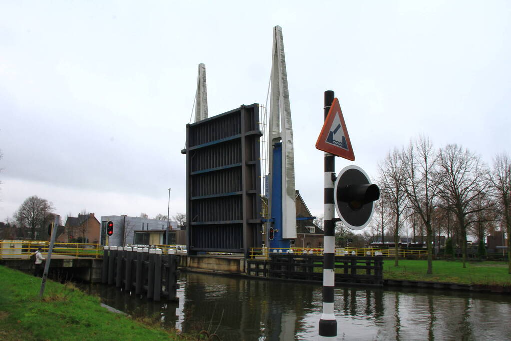 Biesterbrug volledig gestremd na storing