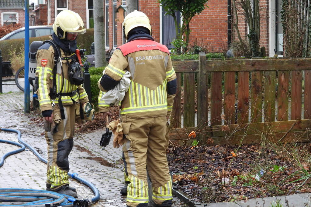 Brand in schoorsteen snel onder controle