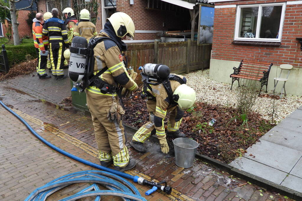 Brand in schoorsteen snel onder controle