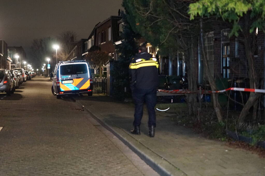 Twee aanhoudingen nadat explosief afgaat bij woning