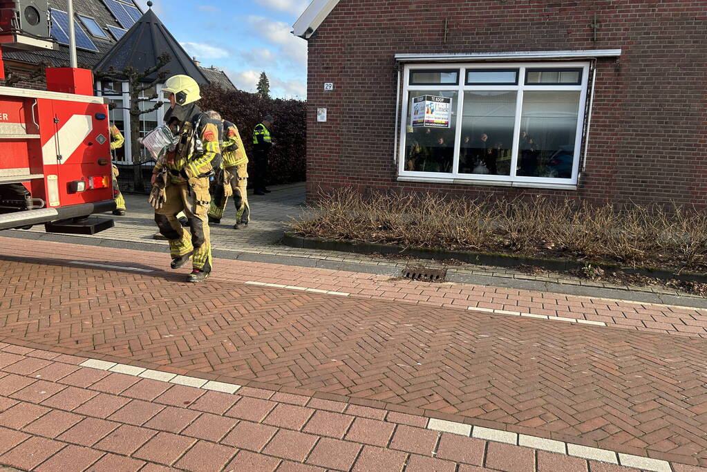 Schoorsteen geveegd na brand