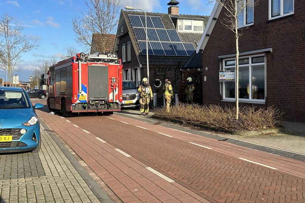 Schoorsteen geveegd na brand