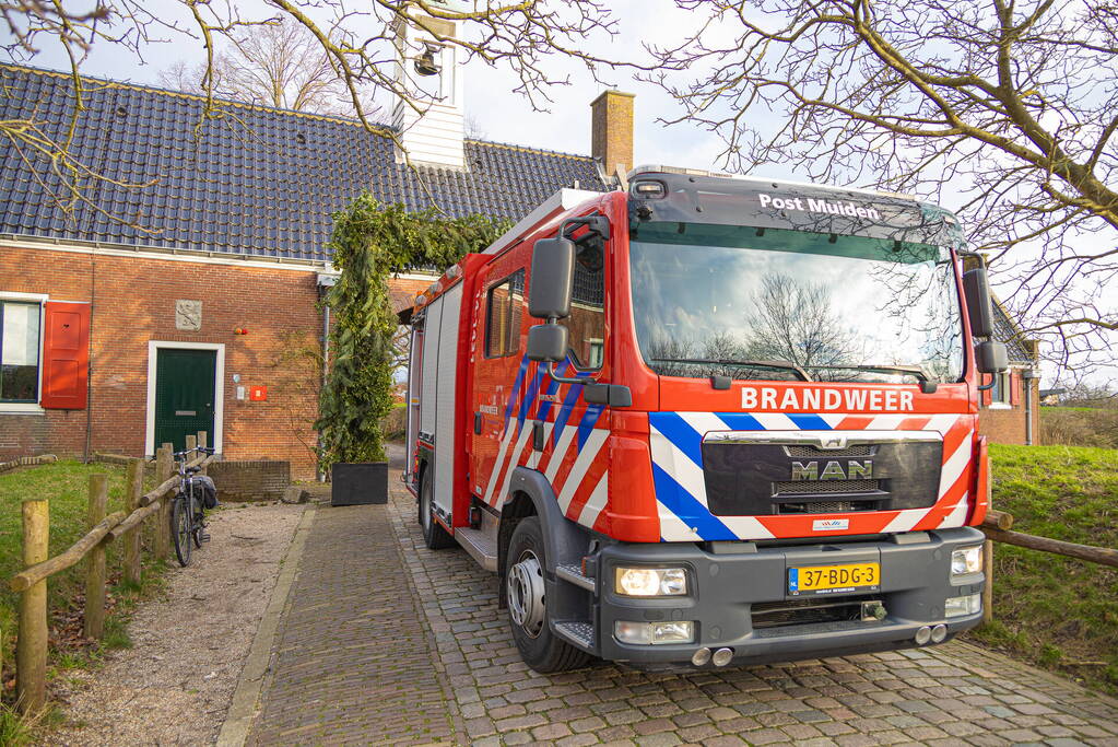 Flinke wateroverlast in Muiderslot