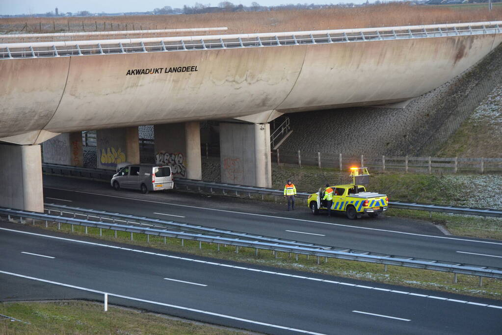 Brandweer ingezet voor mogelijke autobrand