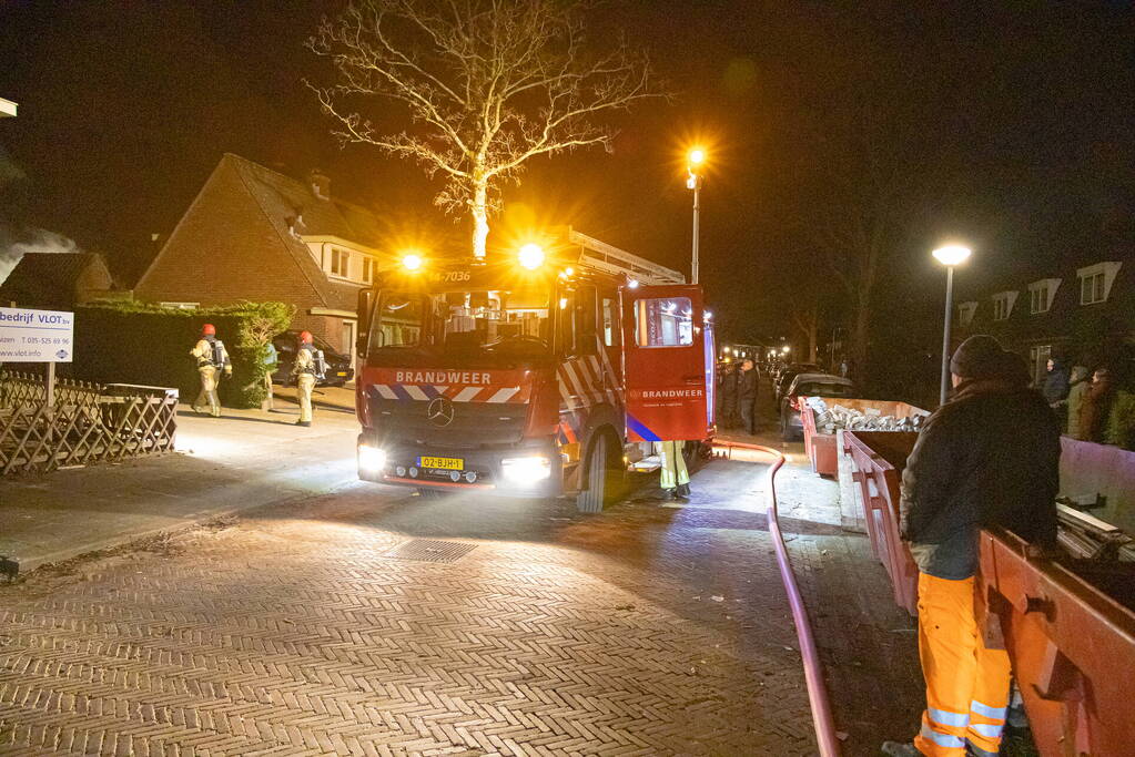 Veel rook bij brand in schuur