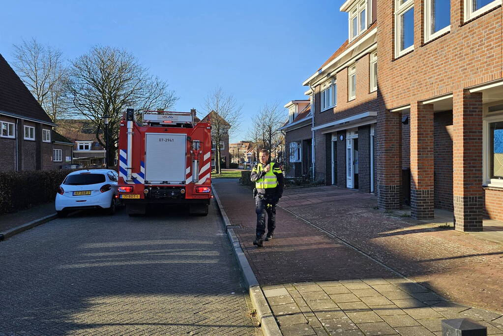 Keukenbrand in woning geblust door brandweer