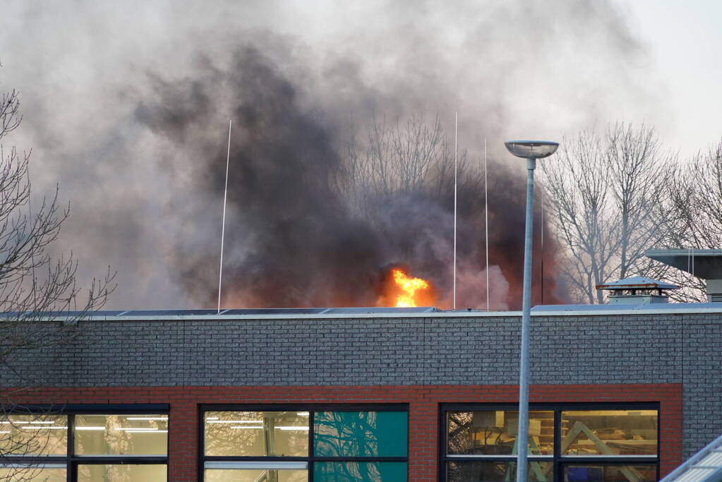 Grote brand in schoolgebouw