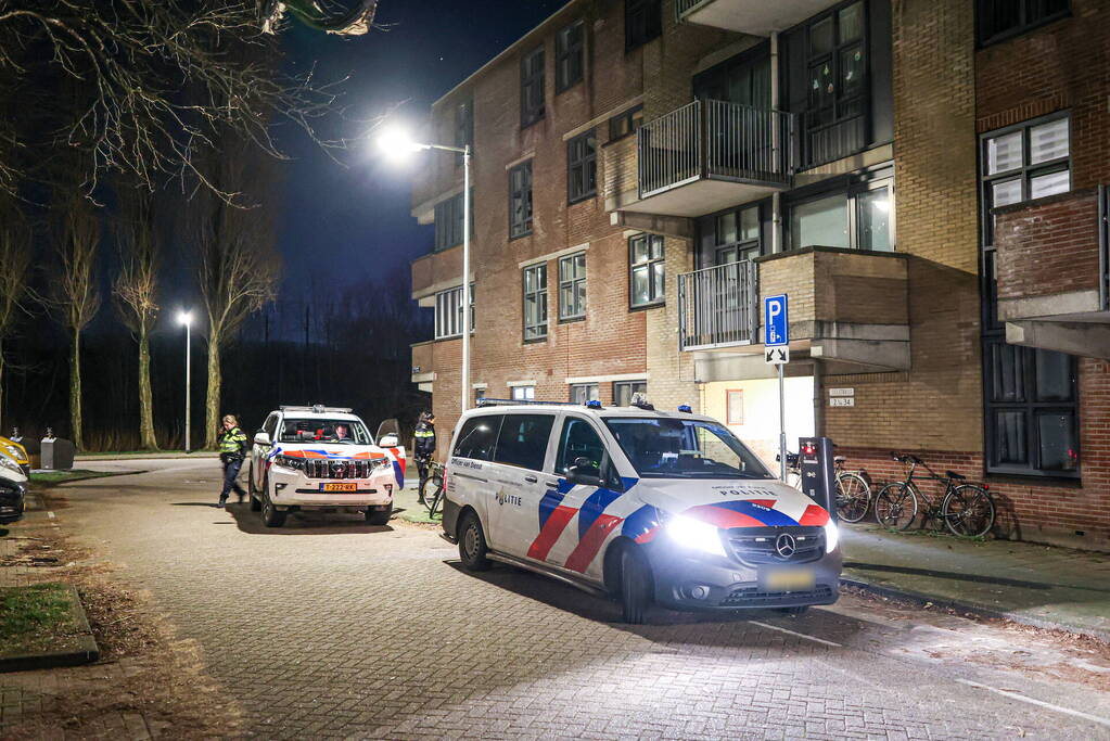 Schade na explosie bij woning