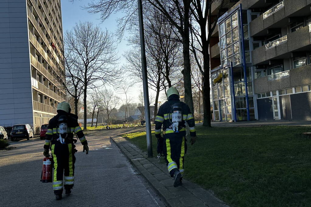 Brandweer onderzoekt afgaan rookmelder in woning