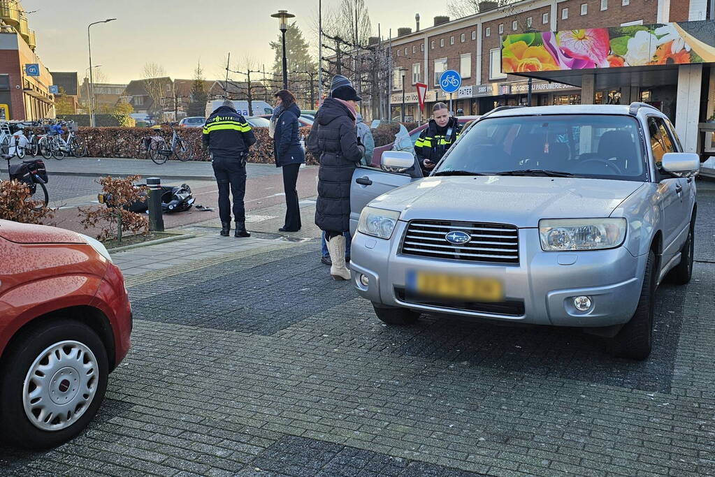 Scooterrijder aangereden door automobilist