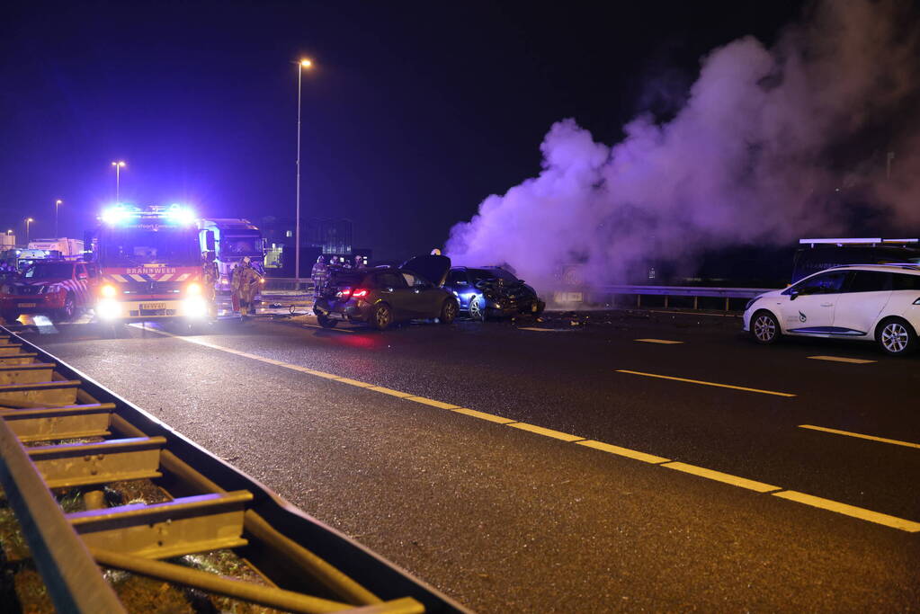 Brand na ernstig ongeval op snelweg