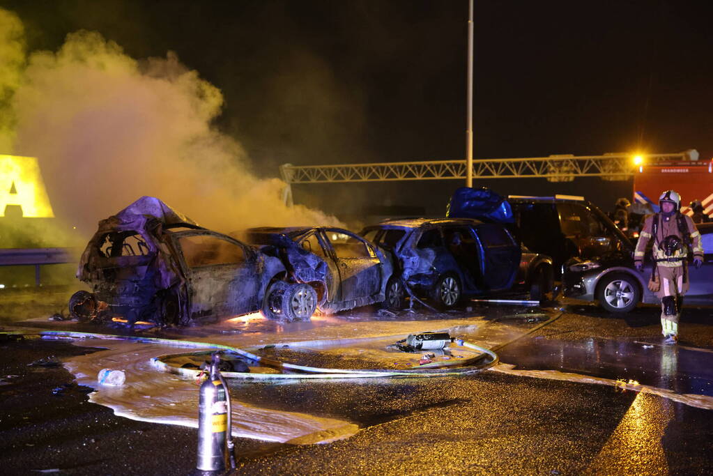 Brand na ernstig ongeval op snelweg