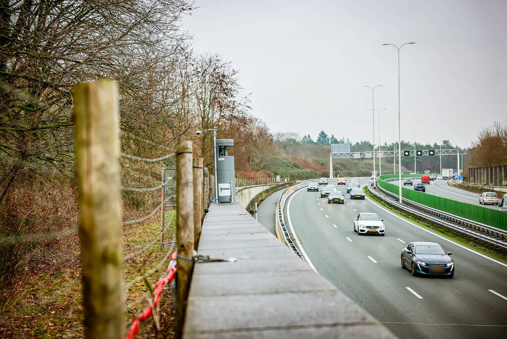 Geavanceerde meetapparatuur geplaatst op Vollenhovetunnel