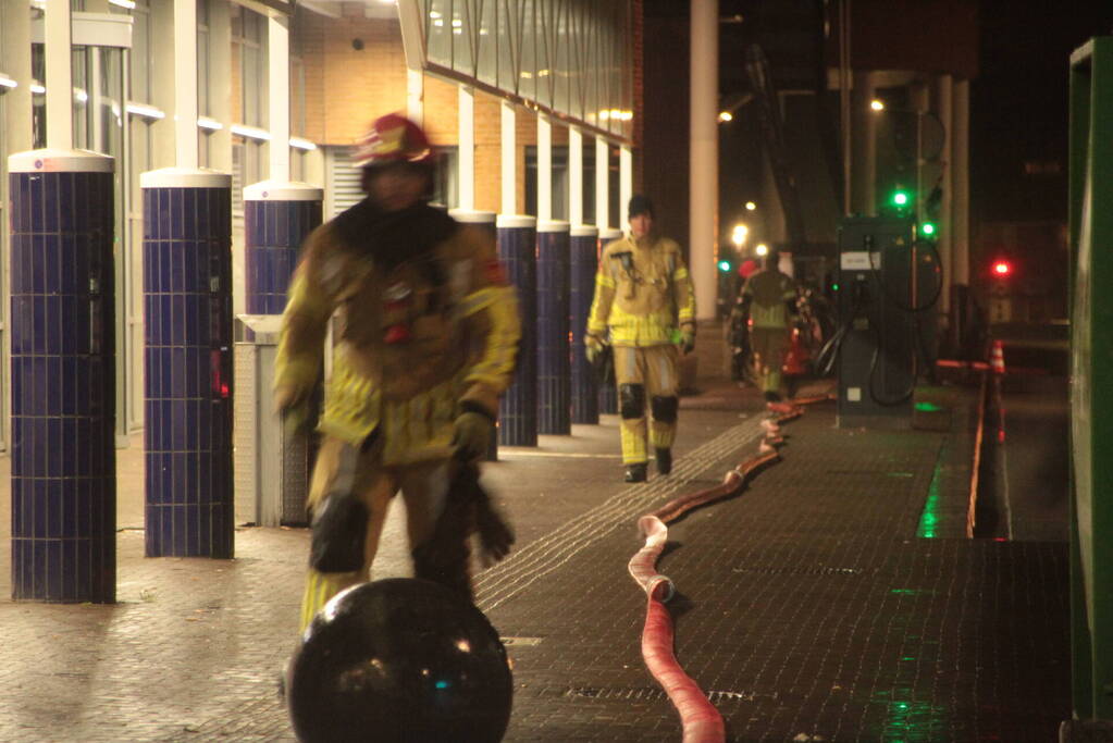 Hevige rookontwikkeling bij grote brand