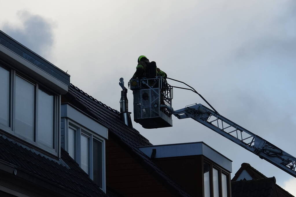 Brandweer ingezet voor schoorsteenbrand