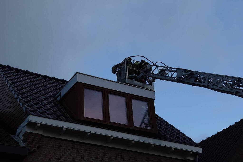 Brandweer ingezet voor schoorsteenbrand