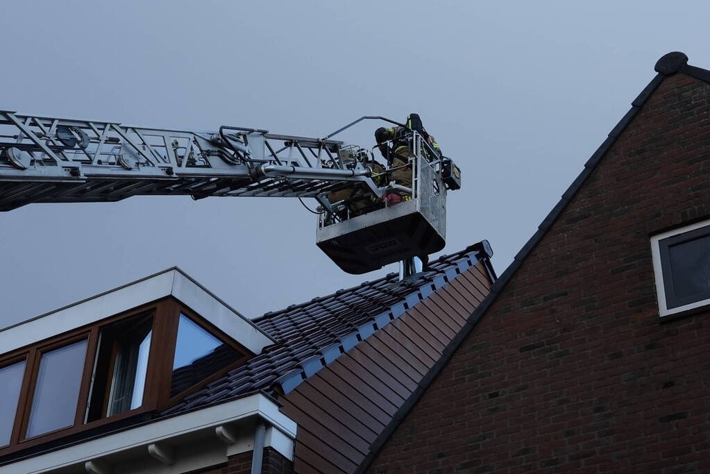 Brandweer ingezet voor schoorsteenbrand