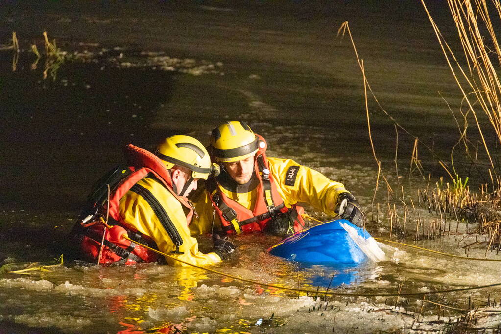 Vat met drugsafval gevonden in water