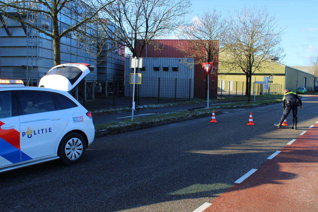 Twee voertuigen met elkaar in botsing