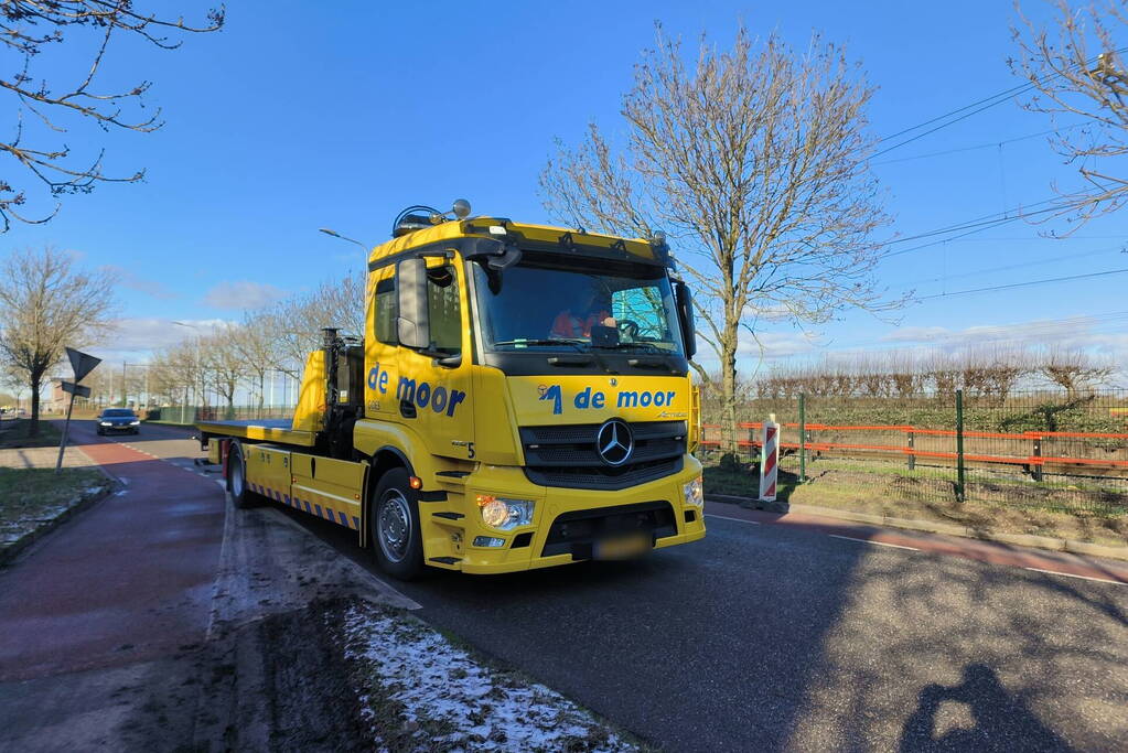 Twee voertuigen met elkaar in botsing