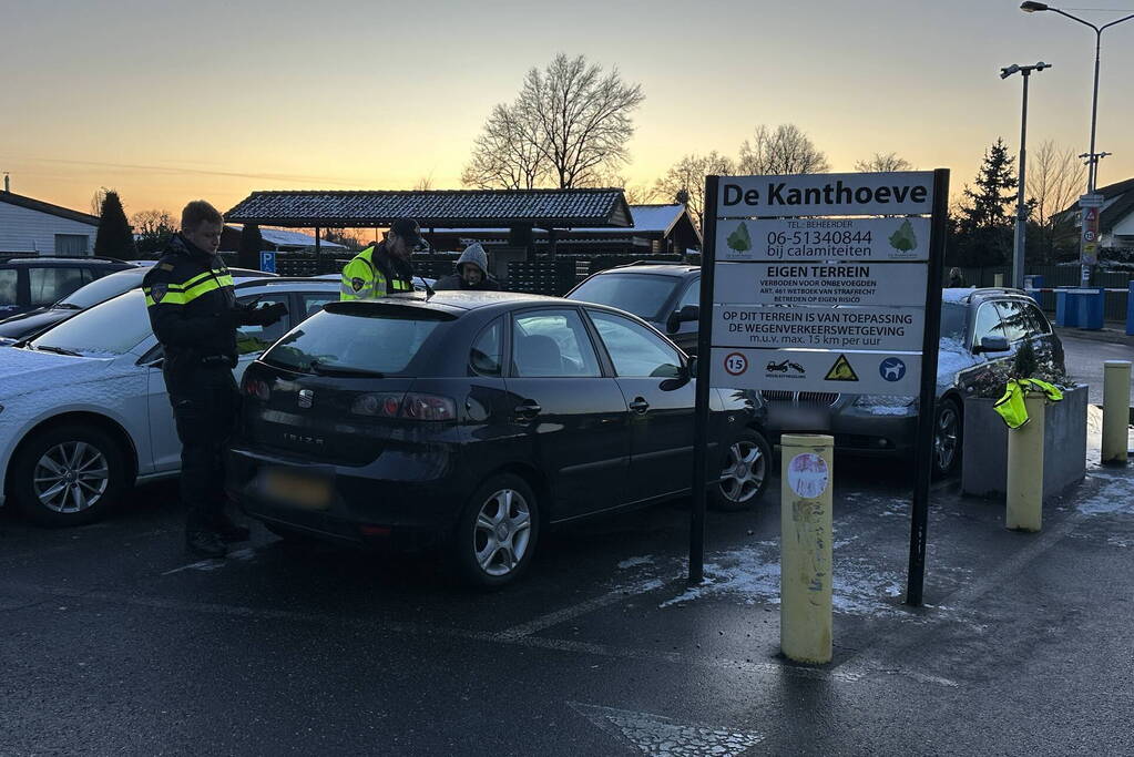 Grote politiecontrole bij Camping Bakel