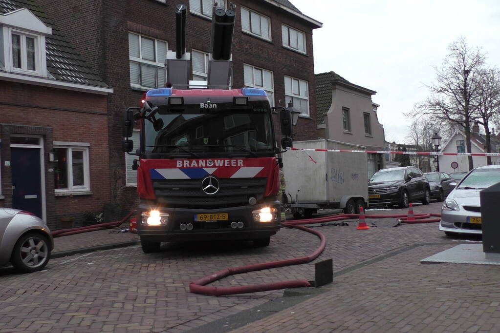 Flinke wateroverlast zorgt voor brandweerinzet